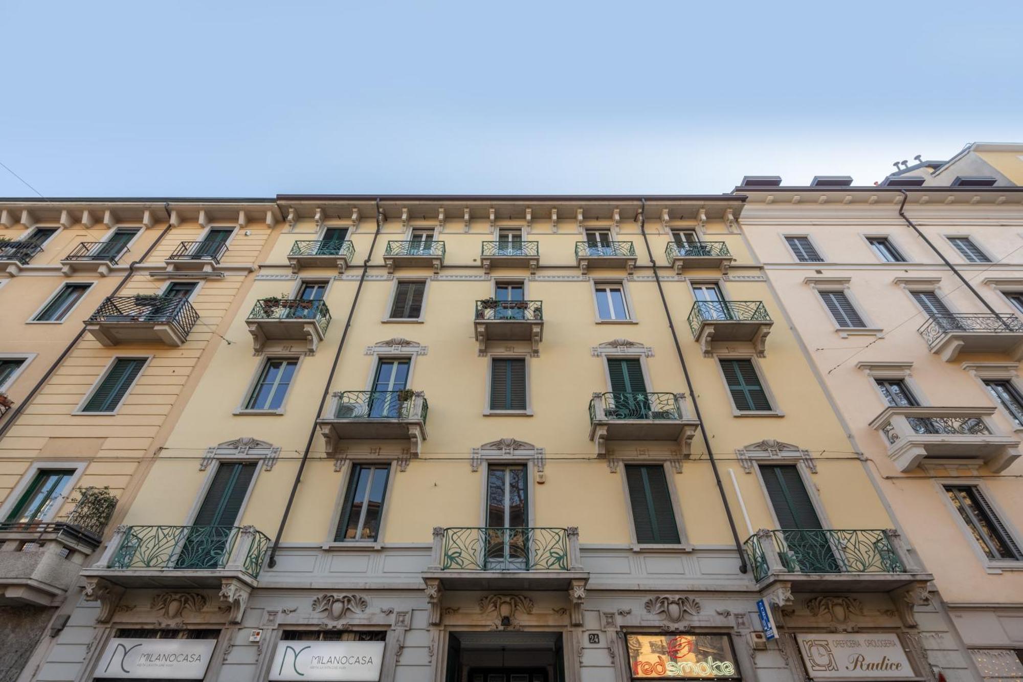 We Home - Premuda Boutique, Milano Extérieur photo