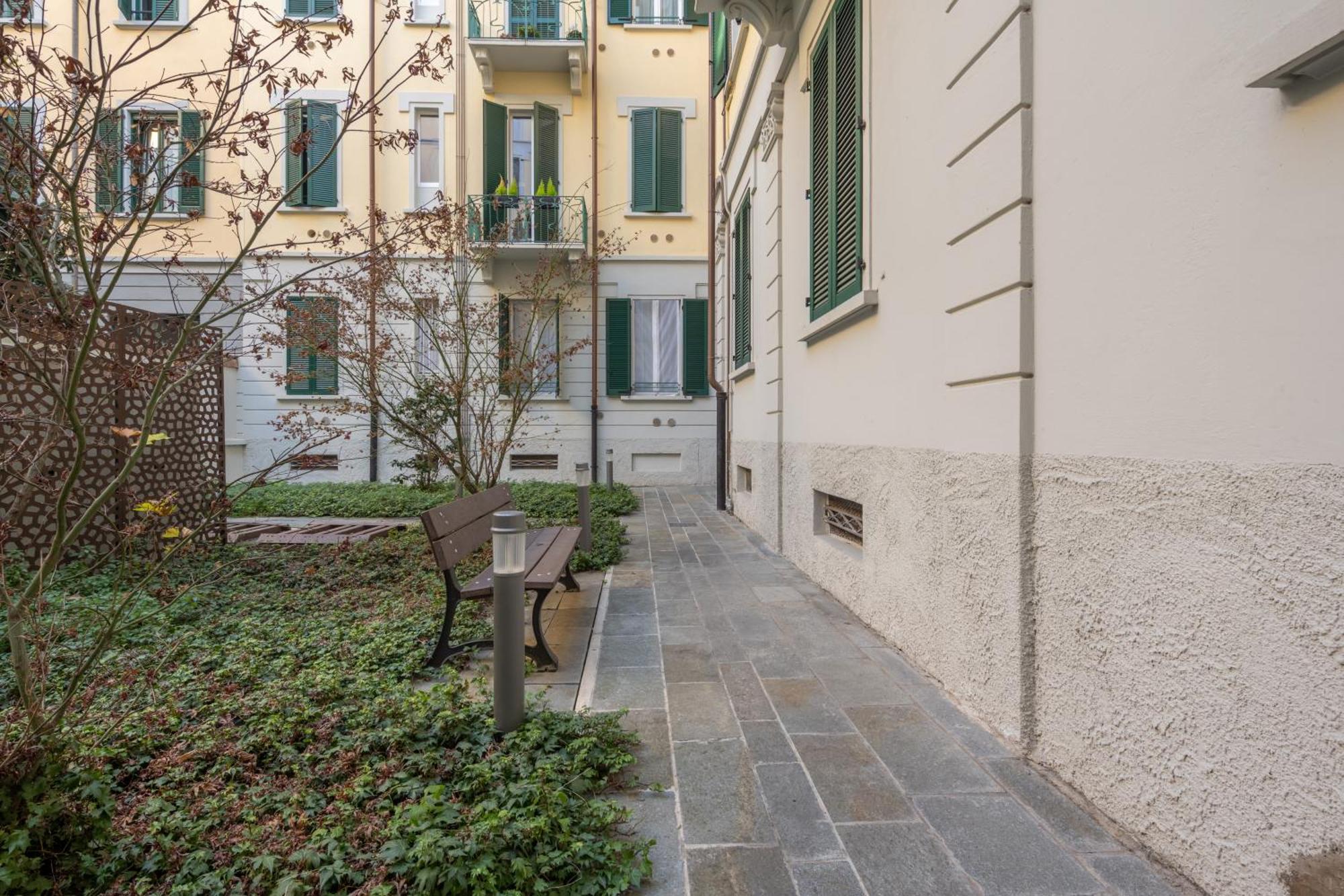 We Home - Premuda Boutique, Milano Extérieur photo